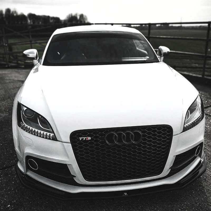 Calandre Noire Style TTRS Audi TT TTS MK2