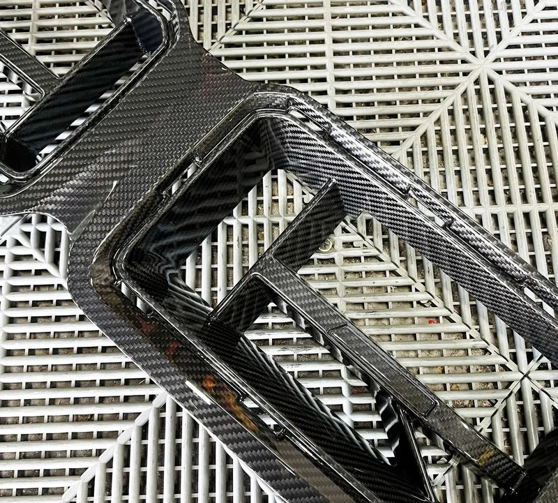 Calandre Avant CS Fibre Carbone BMW G87 M2