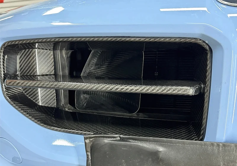 Calandre Avant Fibre Carbone BMW G87 M2