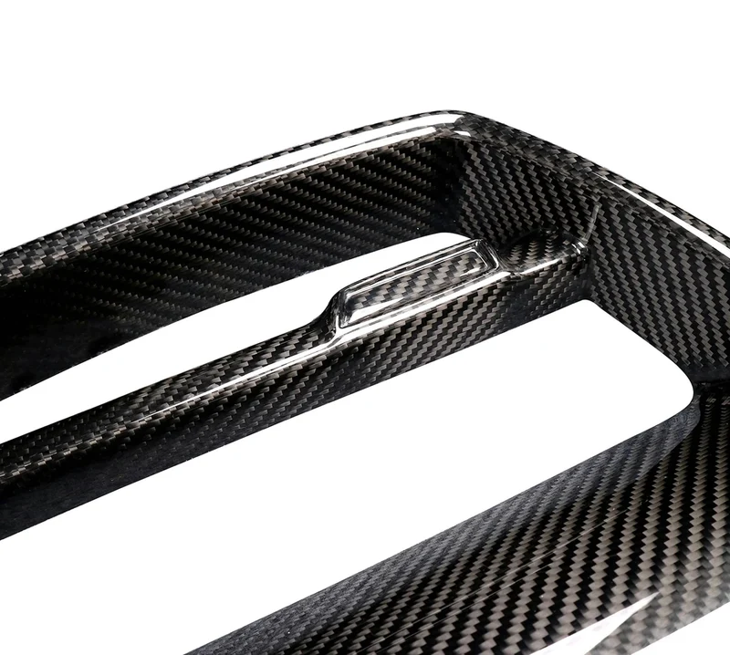 Calandre Avant Carbone Style V BMW G80 G81 G82 G83