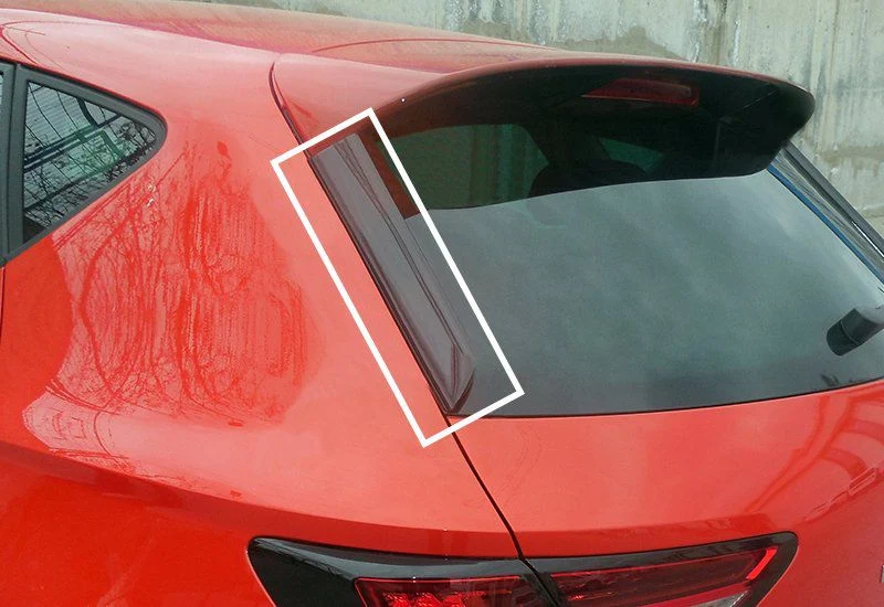 Spoiler latéral Seat Leon noir brillant 2 pièces