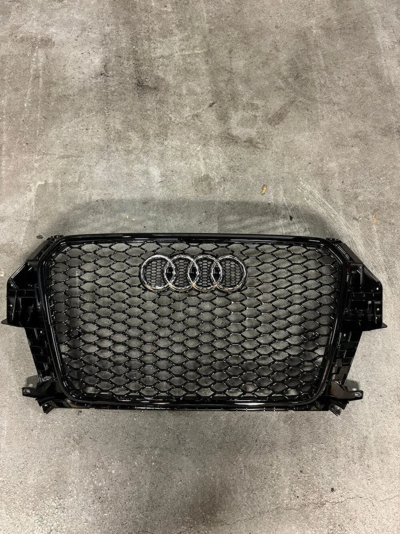 Grille Calandre Look RSQ3 Noir Brillant Audi Q3 2011-2015