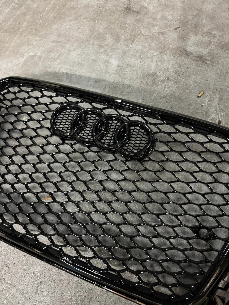 Grille Calandre Look RSQ3 Noir Brillant Audi Q3 2011-2015