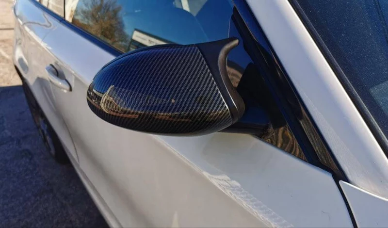 Coques rétroviseurs carbone BMW Série 1 E87