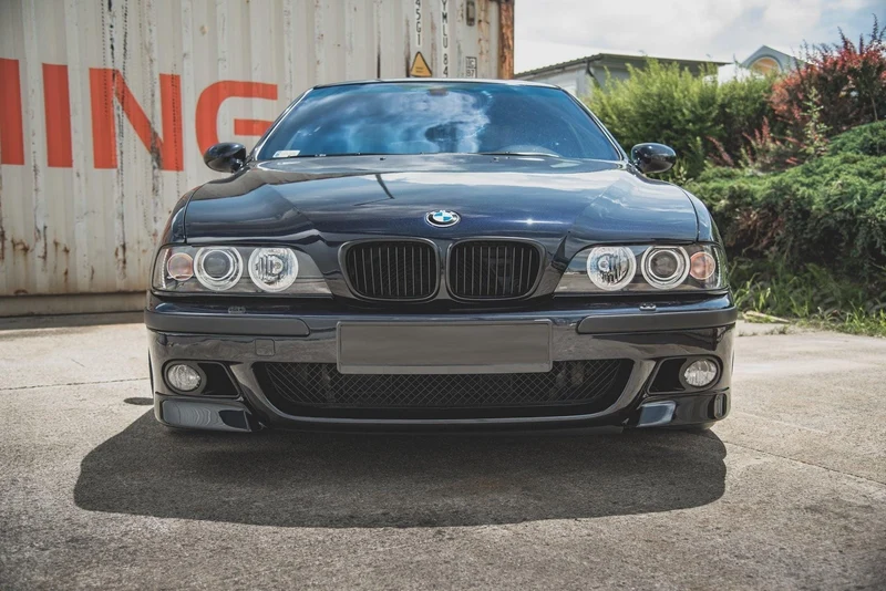 Calandre BMW Série 5 E39 noir brillant