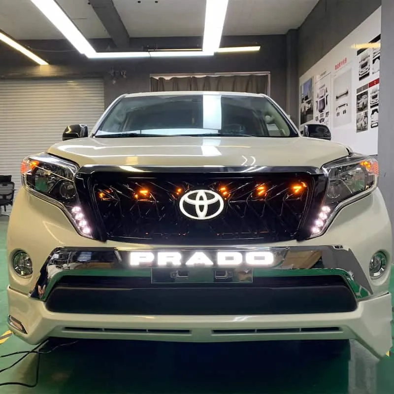 Badge Toyota LED Lumineux Chromé RGB Calandre
