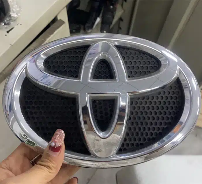 Emblème Calandre LED Toyota Prado Land Cruiser Lumineux