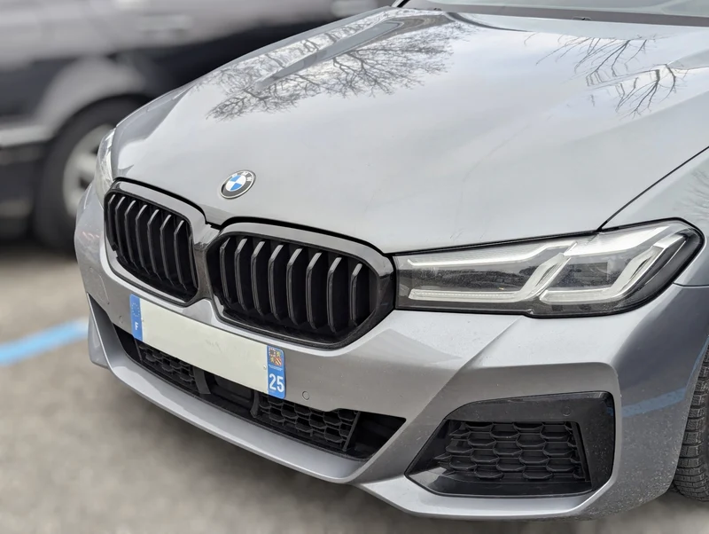 Grilles calandre noir brillant M3 Competition BMW Série 3 G20
