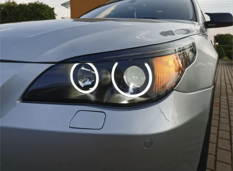 Phares LED Angel Eyes BMW Série 5 E60