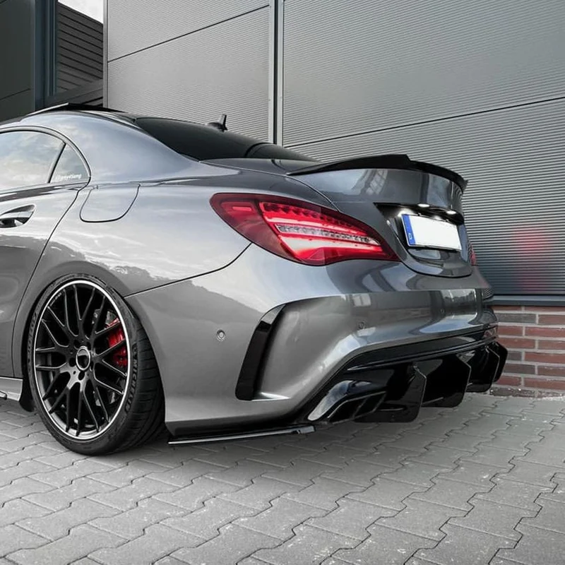Diffuseur arrière Mercedes CLA 45 C117 noir brillant