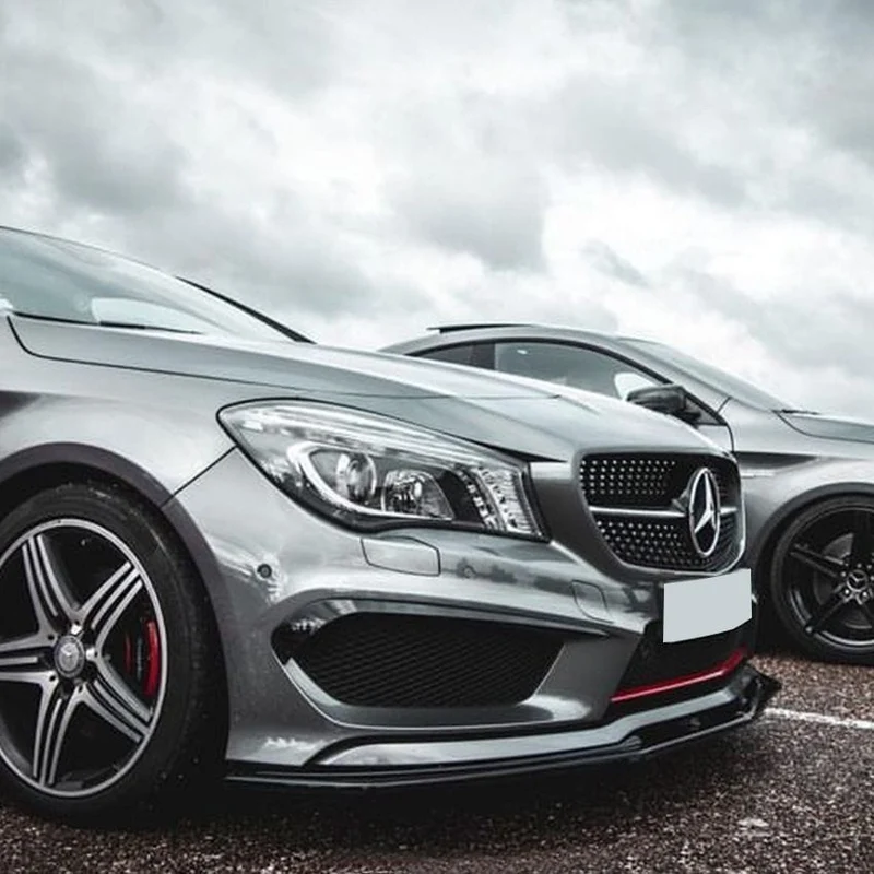 Lame avant Mercedes CLA C117 noir brillant