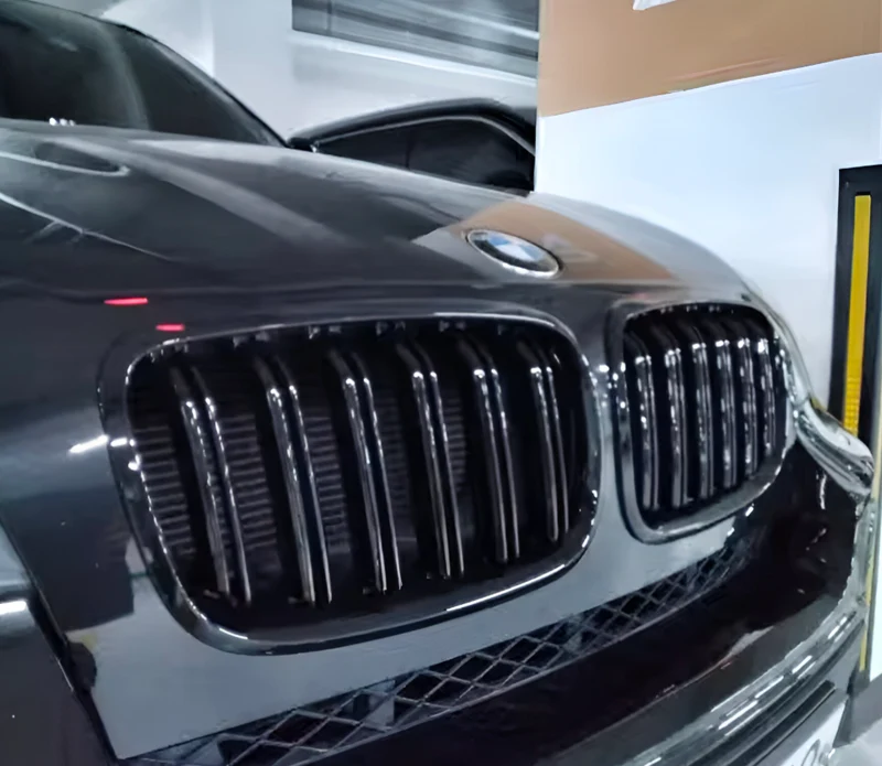 Calandre BMW X6 E71 noir brillant