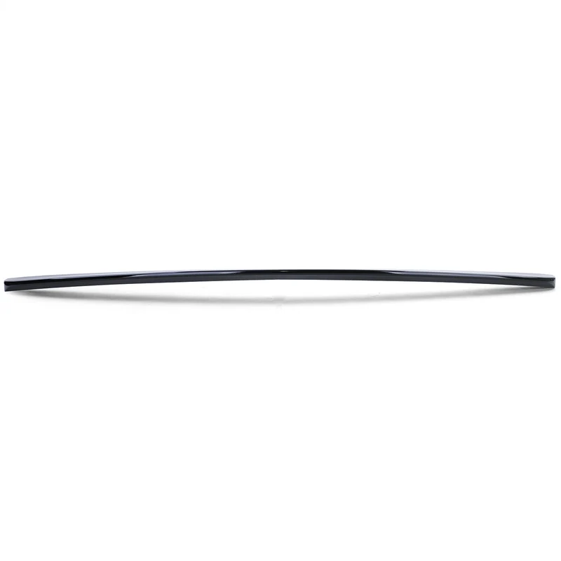 Becquet Mercedes Classe C W204 noir brillant