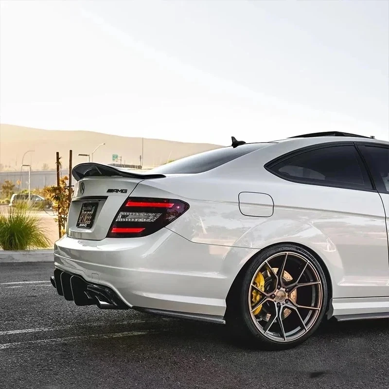 Becquet Mercedes C63 C200 C250 C300 AMG W204